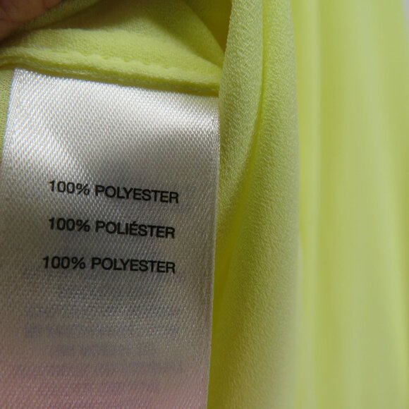 Chicos Shirt Womens Size Extra Large Asymmetrical Yellow Blouse Roll Tab Sleeve - Picture 5 of 11